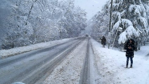 ДА ЛИ ЋЕ БИТИ СНЕГА ДО НОВЕ ГОДИНЕ: Најновија временска прогноза до краја децембра
