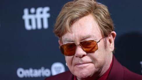 ЕЛТОН ЏОН ИЗГУБИО ВИД: Било је поражавајуће