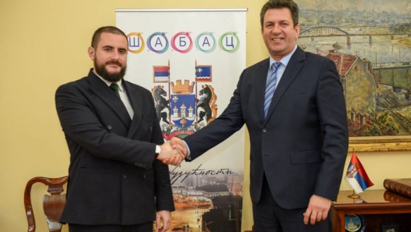 МИНИСТАР ЗУКОРЛИЋ У ШАПЦУ: Ништа без дијалога