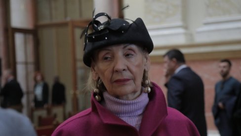 LEPA LUKIĆ MENJA TESTAMENT Uvodi novu stavku: Kada umrem, ovo ne sme da se dogodi!