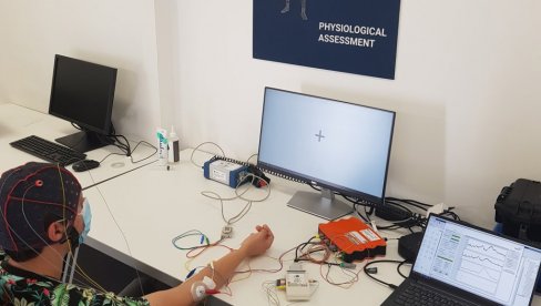 MOZAK UČI DA OSEĆA PONOVO: Naučnici sa ETF i Medicinskog izumeli uređaj koji oživljava nerve posle moždanog udara