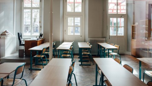 Država uvela RUSKI jezik kao OBAVEZAN u osnovnim školama - od 4 razreda novina očekuje đake iz Severne Koreje