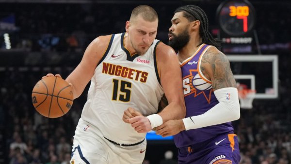 ЈАЧИ И ОД ПОВРЕДЕ! Никола Јокић одиграо савршену утакмицу (ВИДЕО)