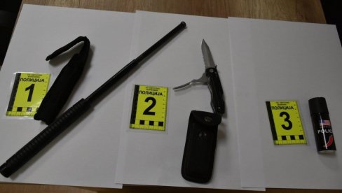 KOD ODBORNIKA BLOKADERA IZ ZAJEČARA PRONAĐEN NOŽ, PALICA, BIBER SPREJ: Krenuo u Negotin kao logistička pomoć opoziciji! (FOTO)