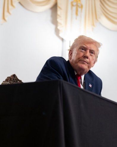 ДА ЛИ ЋЕ ТРАМП ЗАЖАЛИТИ? Жене званичника откриле: Ово су детаљи о животу иза сцене најмоћније администрације