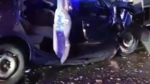 ИМА МРТВИХ У УЖАСУ КОД МАЈДАНПЕКА: Први снимци језиве саобраћајне несреће (ВИДЕО)