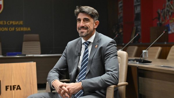 СРПСКИ СТИЛ? ДА НАС СЕ РИВАЛИ ПЛАШЕ, А ПУБЛИКА ВОЛИ! Вељко Пауновић открио велике планове и поручио: Важне су и култура и историја!