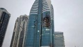 УДАР У СРЦЕ КАДИРОВА Дрон разнео неколико спратова на поносу Грозног: Близу погођеног небодера је седиште ФСБ! (ВИДЕО)