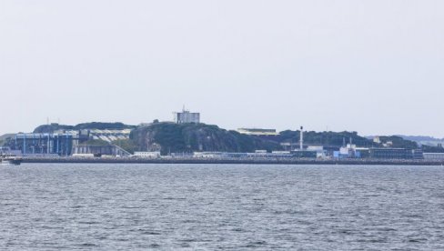 ДРАМА У ФРАНЦУСКОЈ: Дронови надлећу нуклеарну базу, војска отворила врату