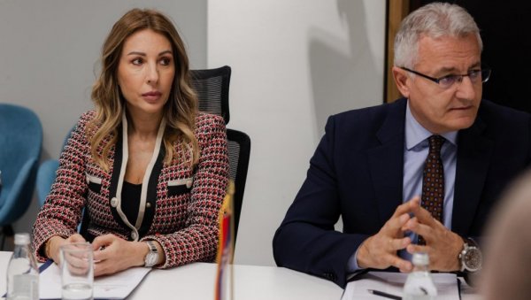 ХИТАН САСТАНАК: Ђедовић Хандановић о снабдевању тржишта нафтним дериватима (ФОТО)