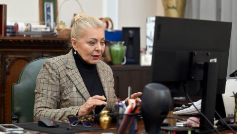 SVI ĆE BITI VLASNICI KVADRATA U KOJIMA ŽIVE Aleksandra Sofronijević za Novosti:  Ovaj zakon nije ni legalizacija već rešenje pravnog pitanja