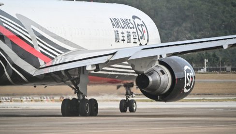 КИНЕЗИ ОБАРАЈУ СВЕ РЕКОРДЕ: Уводе најдужи комерцијални лет на свету