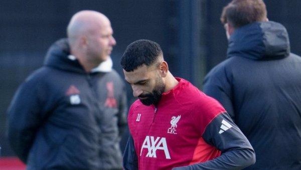 ШОК У ЛИВЕРПУЛУ: Арне Слот повукао потез којим је запањио све навијаче Црвених пред меч са Интером у Лиги шампиона