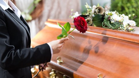 IZNENADA UMRO REPREZENTATIVAC BELGIJE: Izliv krvi u mozak je bio koban