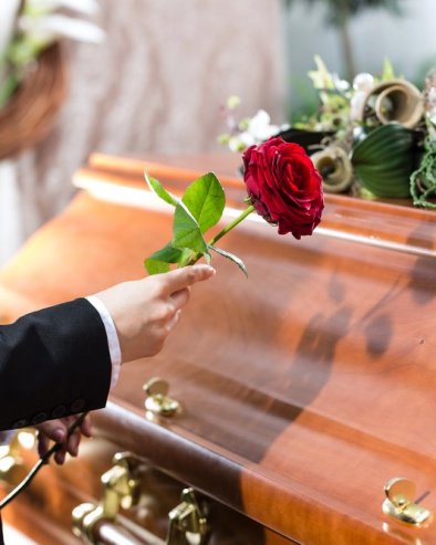 УМРЛО ВИШЕ ЖЕНА: Статистика о преминулима у Београду, ево када је смртност била највећа