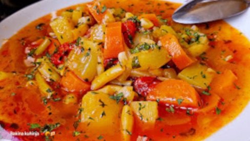 РЕЦЕПТ ЗА ПОСНУ БОРАНИЈУ: Припрема је брза и лака, а укус неодољив (ВИДЕО)