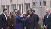 Predsednik Vučić obilazi kompaniju Yumis (VIDEO)