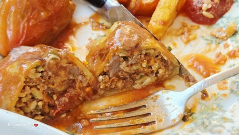 ČAROBNI RECEPT ZA POSNE PUNJENE PAPRIKE: Zaboravićete na meso pri prvom zalogaju! (VIDEO)