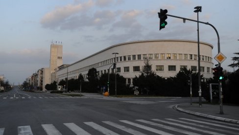 АП ВОЈВОДИНА ЧЛАНИЦА МЕЂУНАРОДНЕ АСОЦИЈАЦИЈЕ ФРАНКОФОНИХ РЕГИЈА: Шира могућност сарадње са регионима француског говорног подручја