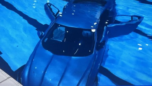 КОЛИМА УЛЕТЕЛА У БАЗЕН: Несвакидашња саобраћајна несрећа у Француској