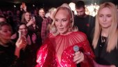 NAJVEĆA MUZIČKA ZVEZDA VEČERI: Lepa Brena druga specijalna gošća na koncertu Leksington benda