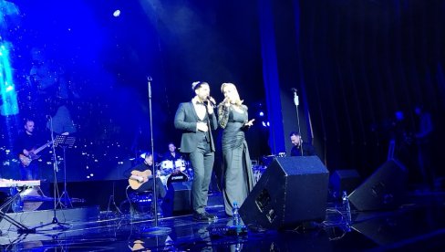 ДУША БАЛКАНА: Шејла Зонић и Принц од Врање одушевили публику на заједничком концерту (ФОТО)