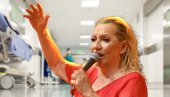 VESNA ZMIJANAC NASTALJA SA NASTUPIMA: Samo 15 dana posle opšeracije će pevati u kafani