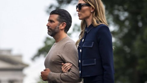 КО ЈЕ ПРЕЛЕПА БЕТИНА АНДЕРСОН ЗБОГ КОЈЕ ЈЕ ДОНАЛД ТРАМП МЛАЂИ ОСТАВИО ВЕРЕНИЦУ? Отац јој је богати банкар, одрасла у богатству