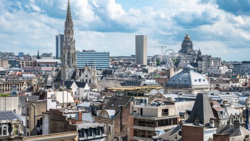 AKO SKAČEMO IZ AVIONA, SKAČEMO SVI  Belgijski premijer upozorava na rizike korišćenja zamrznute ruske imovine