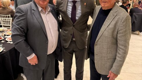 RAČUNAMO NA NAŠE LJUDE I NAŠU DECU: Selektor Srbije Veljko Paunović poslao snažnu poruku iz Niša