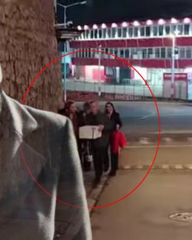 ПУНЕ РУКЕ КЕСА И КУТИЈА: Видите КАКО су Родићи дошли код прија Цеце на славу