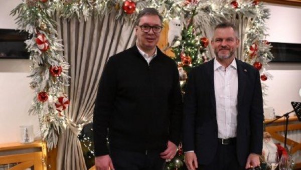 У ПРИЈАТНОЈ И ПРИЈАТЕЉСКОЈ АТМОСФЕРИ, УЗ ТРАДИЦИОНАЛНО СРПСКО ГОСТОПРИМСТВО: Вучић угостио на вечери председника Словачке (ФОТО)