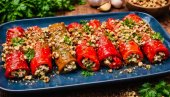 POSNE ROLNICE OD PEČENIH PAPRIKA I DIMLJENOG TOFU SIRA: Proveren recept za posno predjelo
