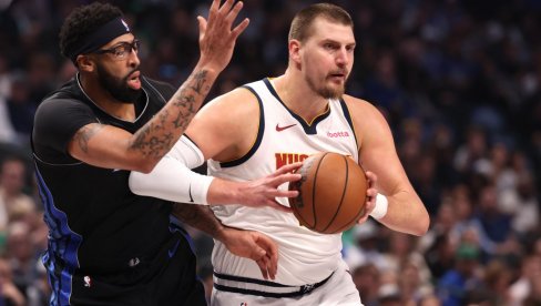 ДРАМА У ТЕКСАСУ! Никола Јокић је урадио све, али га је саиграч продао (ВИДЕО)