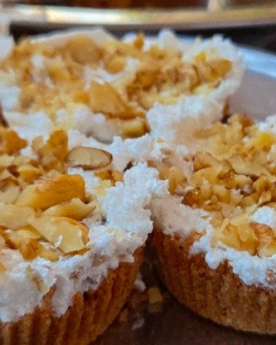 ПРЕУКУСАН ДЕСЕРТ СПРЕМАН ЗА 15 МИНУТА: Рецепт који ће се свидети свим сладокусцима (ВИДЕО)