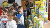 ВИШЕ ОД ИГРАЧАКА: Шабачки градоначелник обрадовао малишане на педијатрији Шабачке болнице