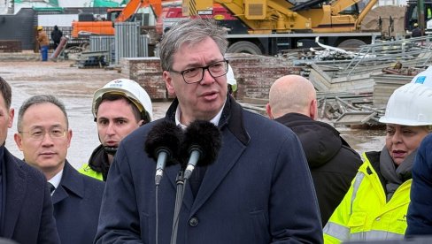 IZUZETNO DOBRO NAPREDUJE Vučić: Uskoro ćemo da obiđemo prugu koja ide od aerodroma do centra grada i od aerodroma do Ekspa