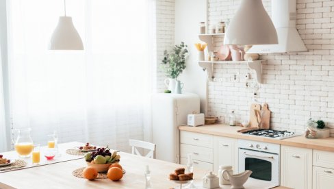ЈЕДНУ БОЈУ ДИЗАЈНЕРИ УВЕК ИЗБЕГАВАЈУ У КУХИЊАМА: Није им практична и инспиративна