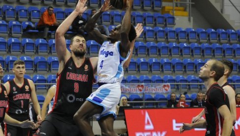 „БЕЛИ“ ФАВОРИТИ: Слога у Краљеву дочекује Младост из Земуна