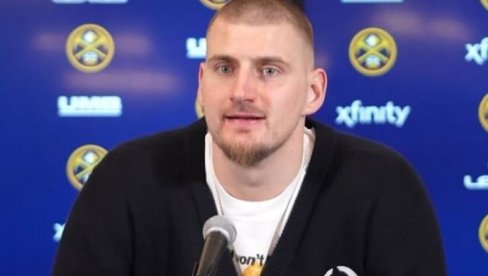 VIDITE JOKIĆEVU REAKCIJU: Ameri mu opet čestitali katolički Božić (VIDEO)