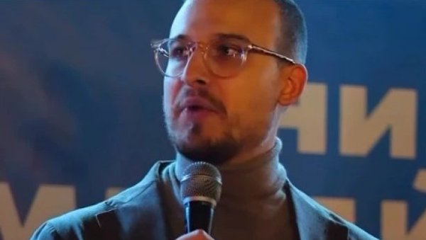 МИХАИЛО ВУЧЕВИЋ ПОСЛАО СНАЖНУ ПОРУКУ: Омладина СНС је на правој страни историје! (ВИДЕО)