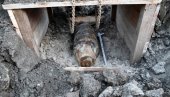 UKLONJENA BOMBA IZ DRUGOG SVETSKOG RATA: Evo kako je je izgledalo njeno premeštanje iz Beograda na vodi (FOTO)