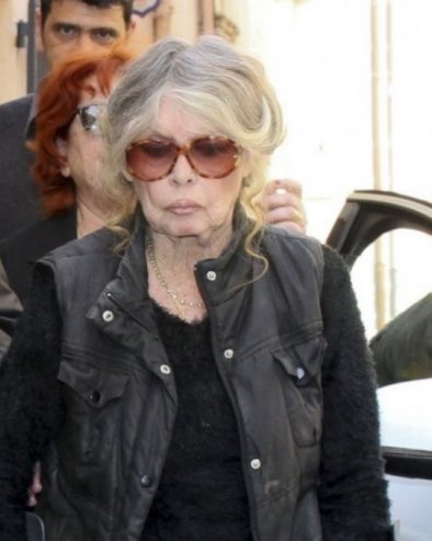 ОТКРИВЕН УЗРОК СМРТИ БРИЖИТ БАРДО: Језива смрт каже свако ко прочита симптоме ове болести