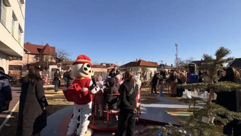ВЕЛИКА РАДОСТ ЗА БИЈЕЉИНСКЕ МАЛИШАНЕ: Уживали у игри, забави и пажњи