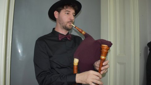 I CURA, I SNAŠA ŽELE ZA GAJDAŠA: Milorad DObrosavljev (42) iz Mokrina, samouki čuvar tradicije sviranja starog banatskog instrumenta