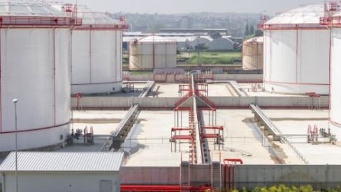 KAPACITET 67.000 TONA DERIVATA Đedović Handanović: Puštena u rad četiri rezervoara za skladištenje naftnih derivata