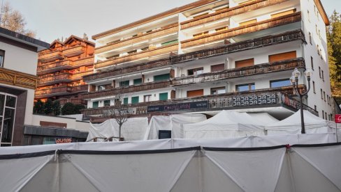 ЛЕЧЕЊЕ ПОВРЕЂЕНИХ БИ МОГЛО ДА ТРАЈЕ МЕСЕЦИМА Директор болнице након пожара у Швајцарској