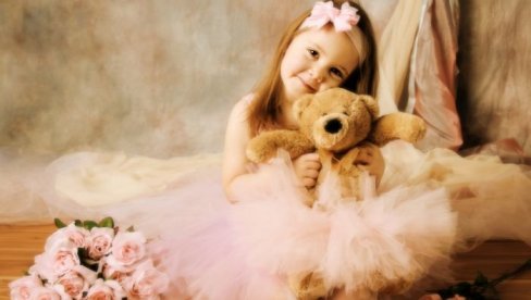 ЖЕНСКО ИМЕ СА ЈАКОН ДУХОВНОМ ПОРУКОМ: Носиле су га племкиње и светитељке