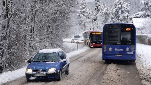 MIRNO BOŽIĆNO JUTRO NA PUTEVIMA: Nema gužvi ni na putevima, ni na naplatnim rampama i graničnim prelazima