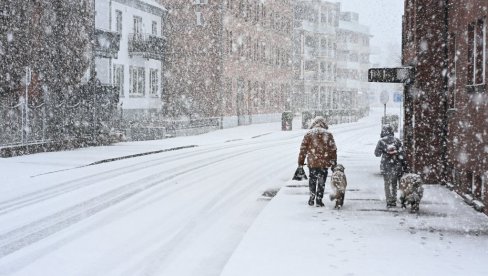 СНЕГ ВЕЋ ДАНАС Најновија прогноза РХМЗ: Нова тура падавина - овде ће пасти чак 40 мм кише